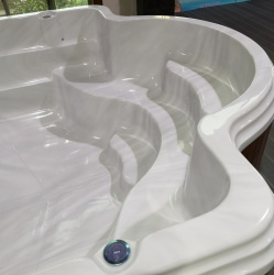 Плавательный СПА бассейн с противотоком Bigeer Ветро